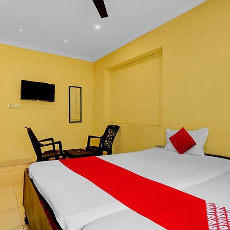 Oyo Royal Visakha Beach Guest House Visákhapatnam Kültér fotó